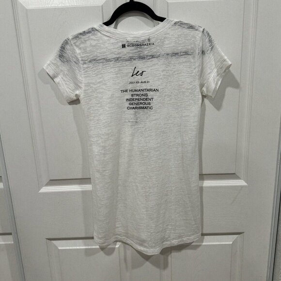 womens bcbg maxazria Tshirt Tee Top White Size Xxs Leo Horoscope - Picture 2 of 9